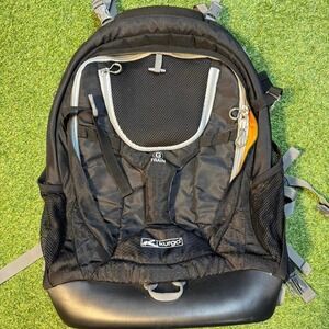 Kurgo G-Train pet carrier backpack  Multi-pocket